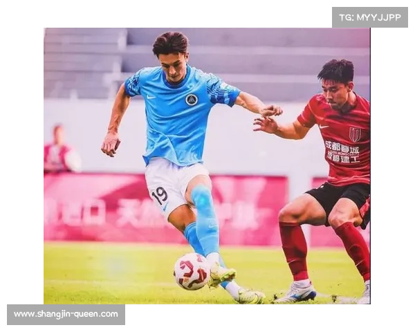 海港接触港澳台球员安永佳，替代离队前锋